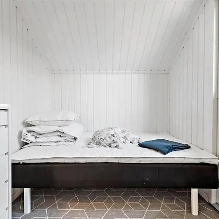 S746-stroby-ladeplads-lovsangervej-6 *