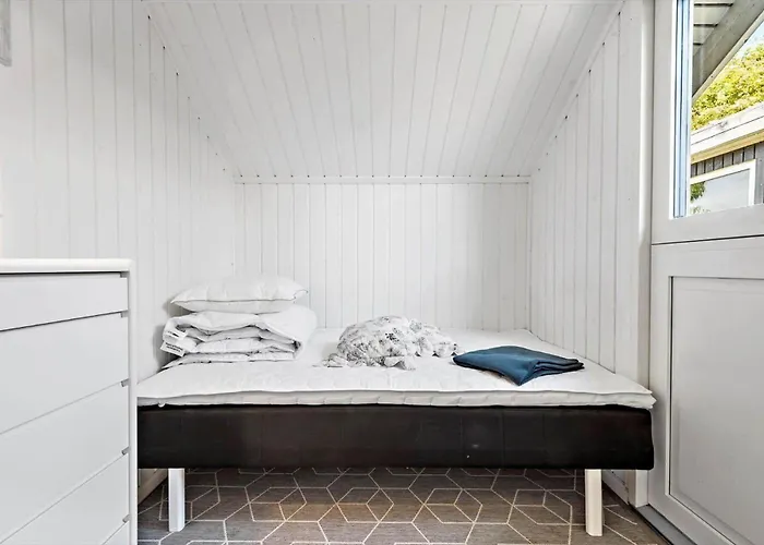 S746-stroby-ladeplads-lovsangervej-6 *